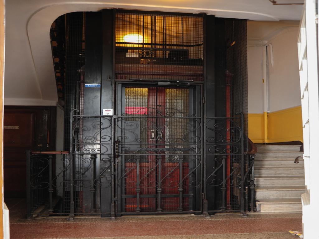 La Belle Epoque Five Stars Holiday House Nisa Exterior foto